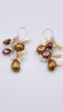 Load image into Gallery viewer, Mixed Pearl Earrings
